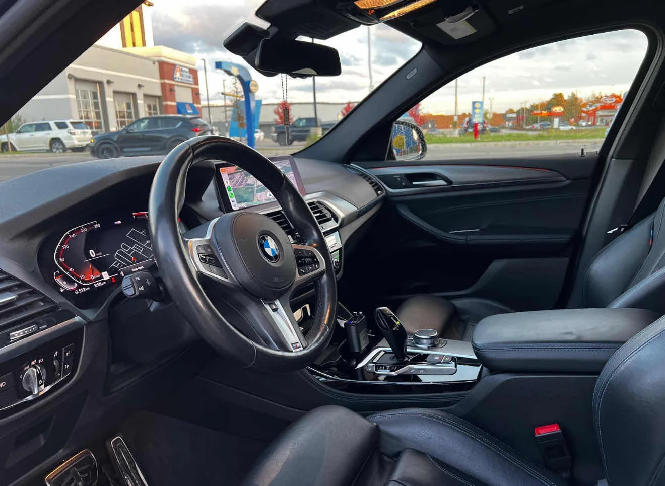 BMW X4 XDRIVE30i * CARFAX * БЕЗ ПЪРВОНАЧАЛНА ВНОСКА - изображение 6