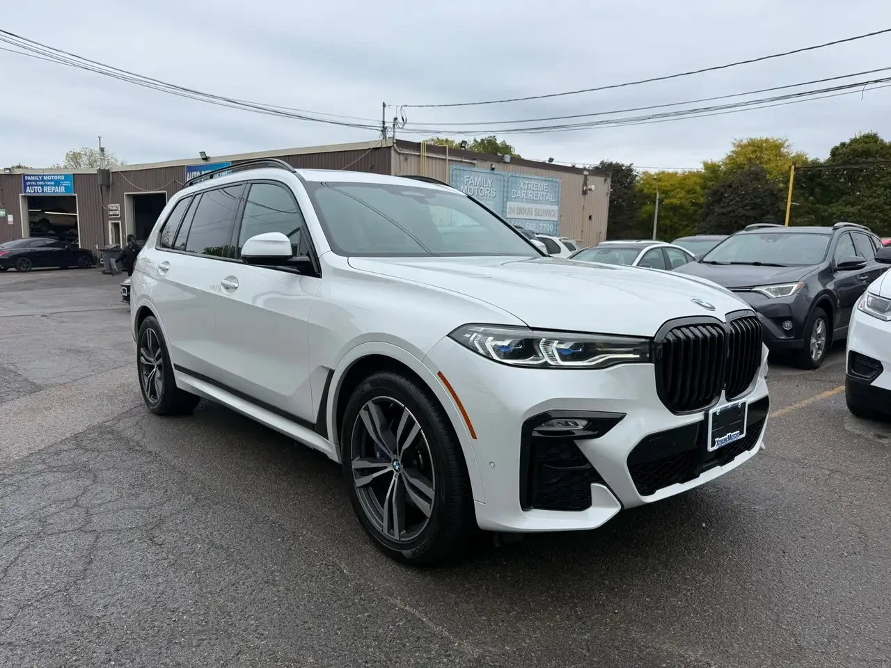 BMW X7 M-PACK* LASER* МАСАЖ* ОБДУХ* HEAD-UP* DISTRONIK* S - изображение 3