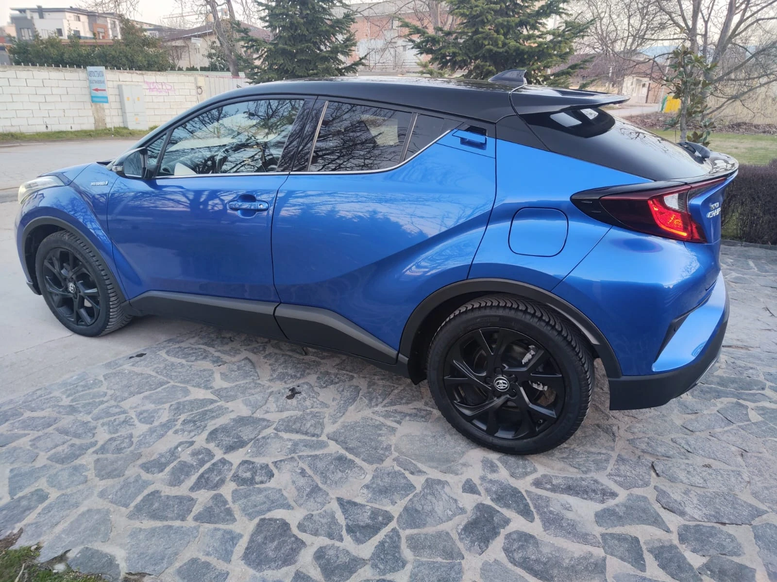 Toyota C-HR 2.0 В Гаранция Bi tone, снимка 11 - Автомобили и джипове - 53252172