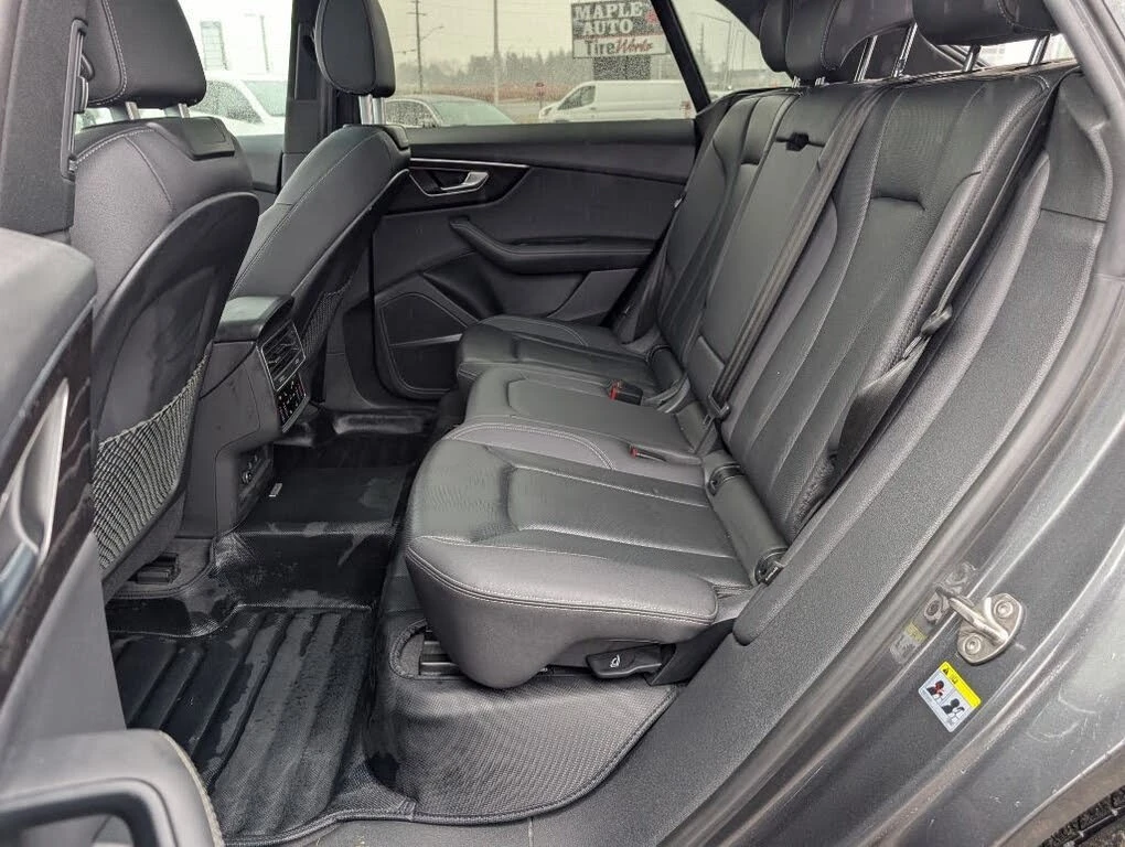 Audi Q8 Progressiv* 55 TFSI* АвтоКредит* (ЦЕНА ДО БГ), снимка 12 - Автомобили и джипове - 54002591