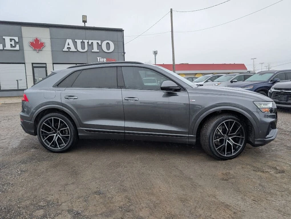 Audi Q8 Progressiv* 55 TFSI* АвтоКредит* (ЦЕНА ДО БГ), снимка 5 - Автомобили и джипове - 54002591