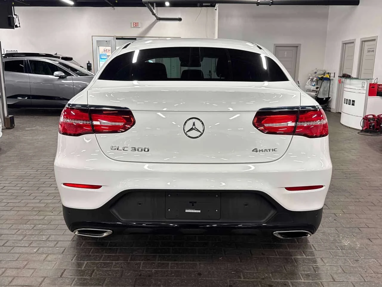 Mercedes-Benz GLC 300 �������� * ���� * KEYLESS * CARFAX | Mobile.bg � ����������� 4