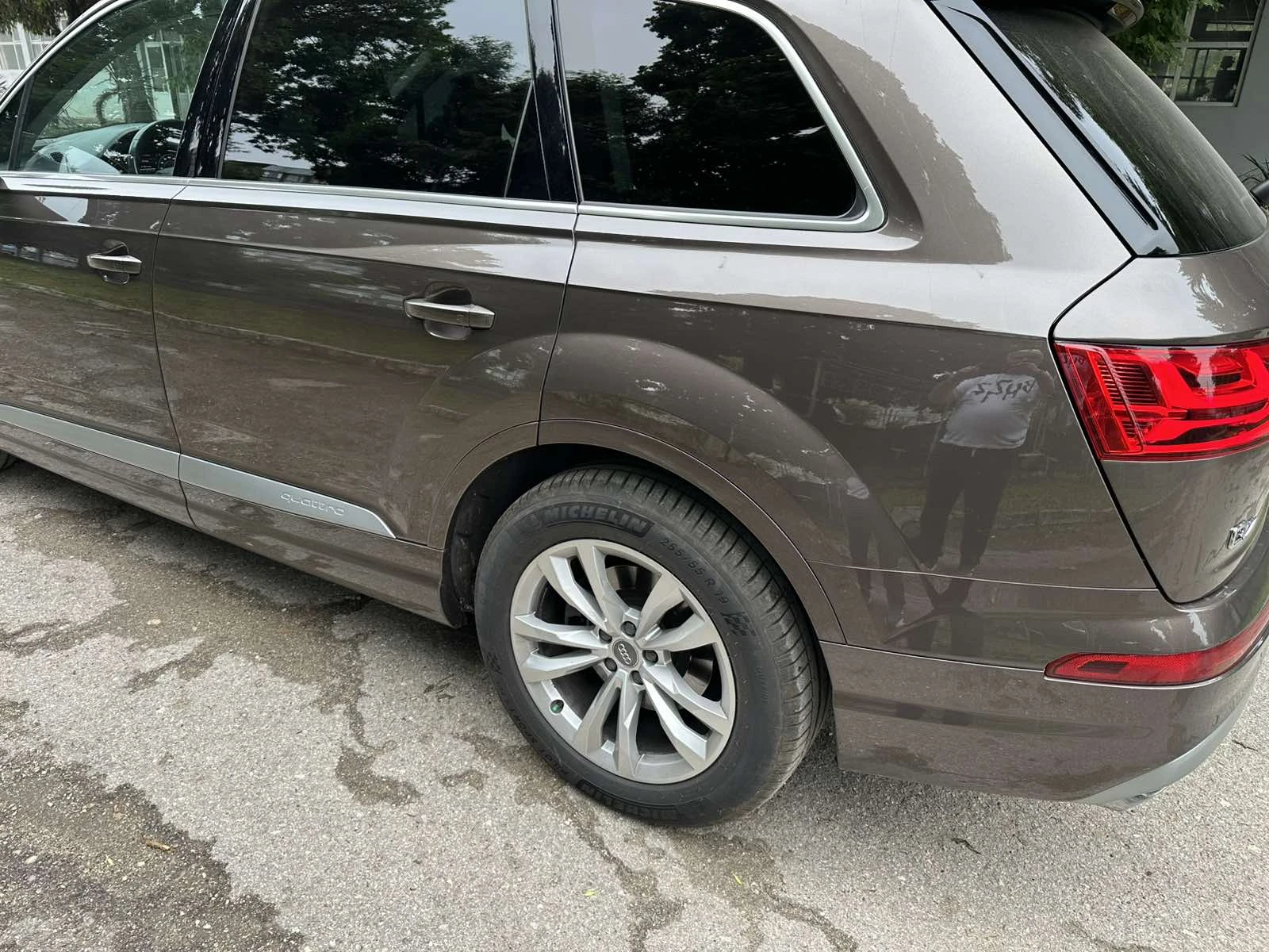 Audi Q7, снимка 11 - Автомобили и джипове - 55277558