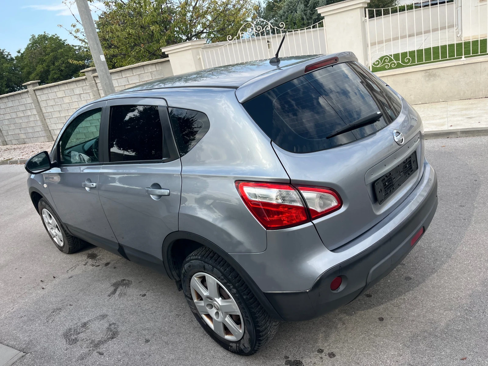 Nissan Qashqai 1.5dci, снимка 5 - Автомобили и джипове - 55827680