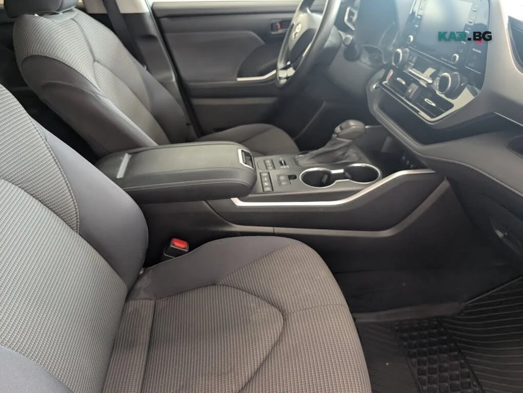 Toyota Highlander LE AWD* DISTRONIC* ПОДГРЕВ* КАМЕРА* КРАЙНА ЦЕНА* , снимка 6 - Автомобили и джипове - 55943033
