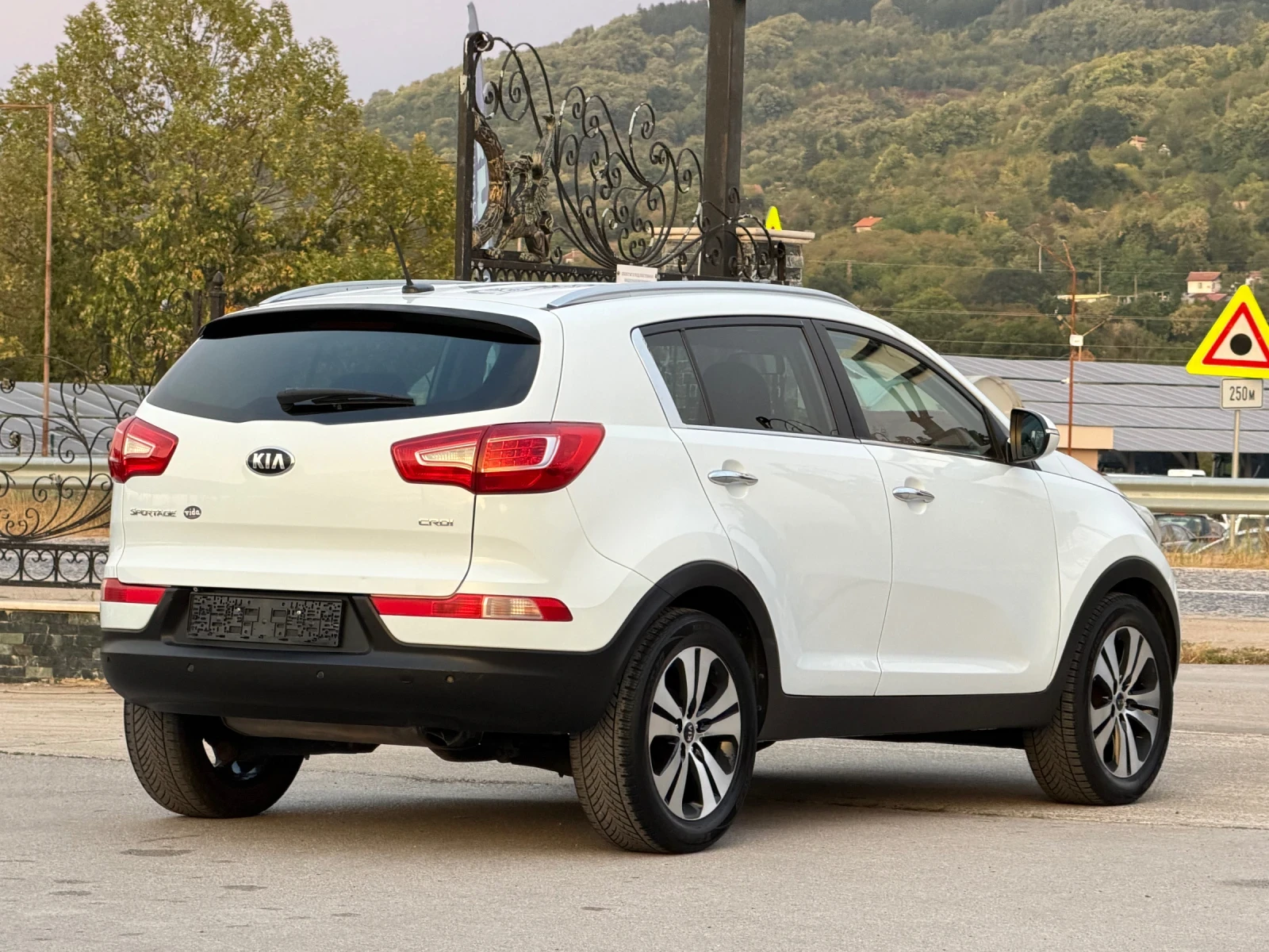 Kia Sportage 1.7CRDI ������ | Mobile.bg � ����������� 14