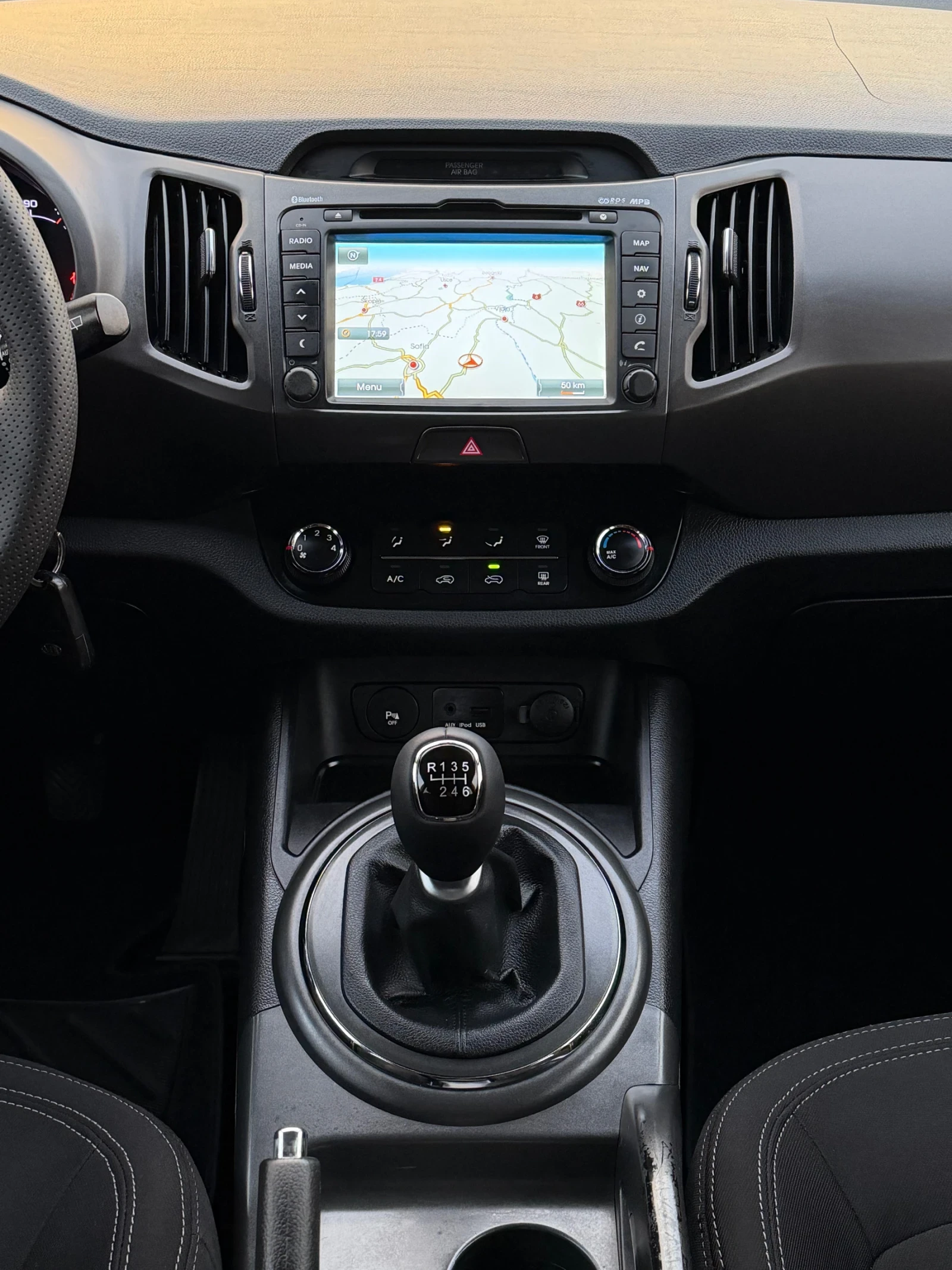 Kia Sportage 1.7CRDI ������ | Mobile.bg � ����������� 11