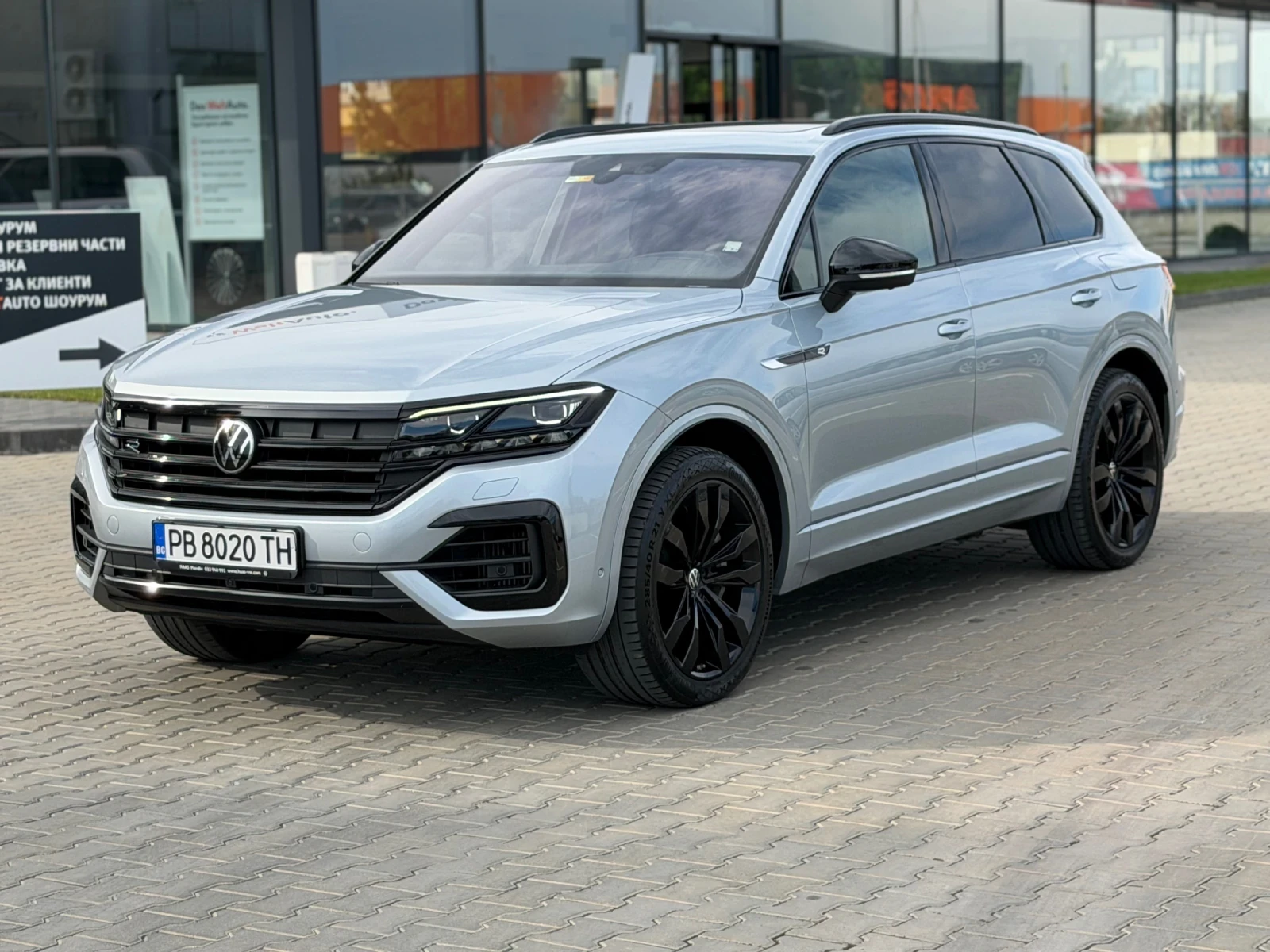 VW Touareg E-Hybrid R 462 hp
