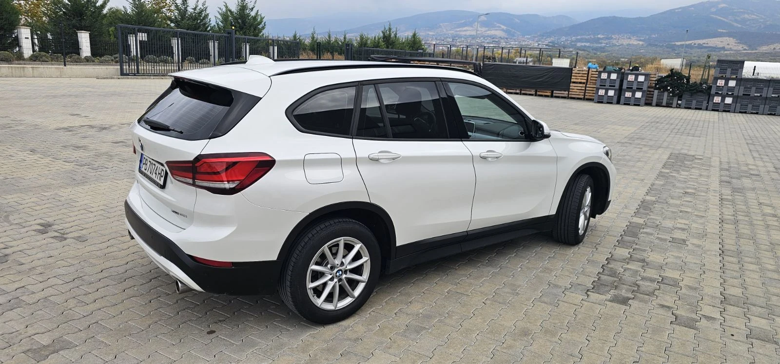 BMW X1 F48, снимка 5 - Автомобили и джипове - 56650791