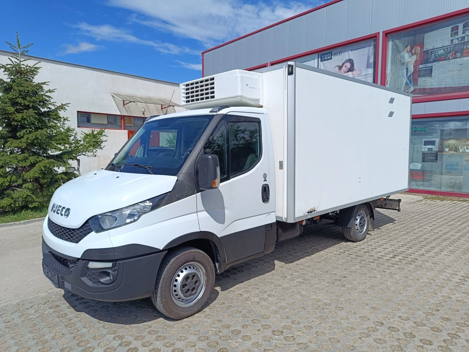 Iveco Daily 3.0 ХЛАДИЛЕН Въз. Възглавници  - изображение 3