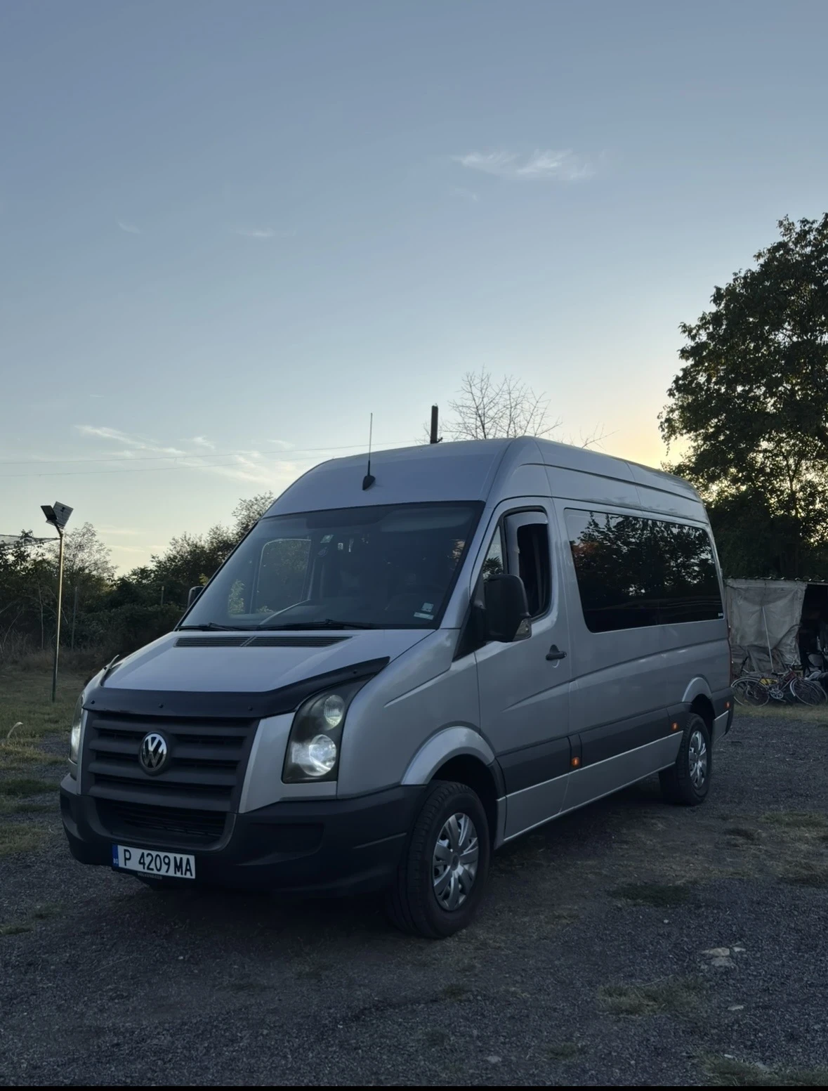 VW Crafter 2.5tdi 8+ 1 - изображение 2