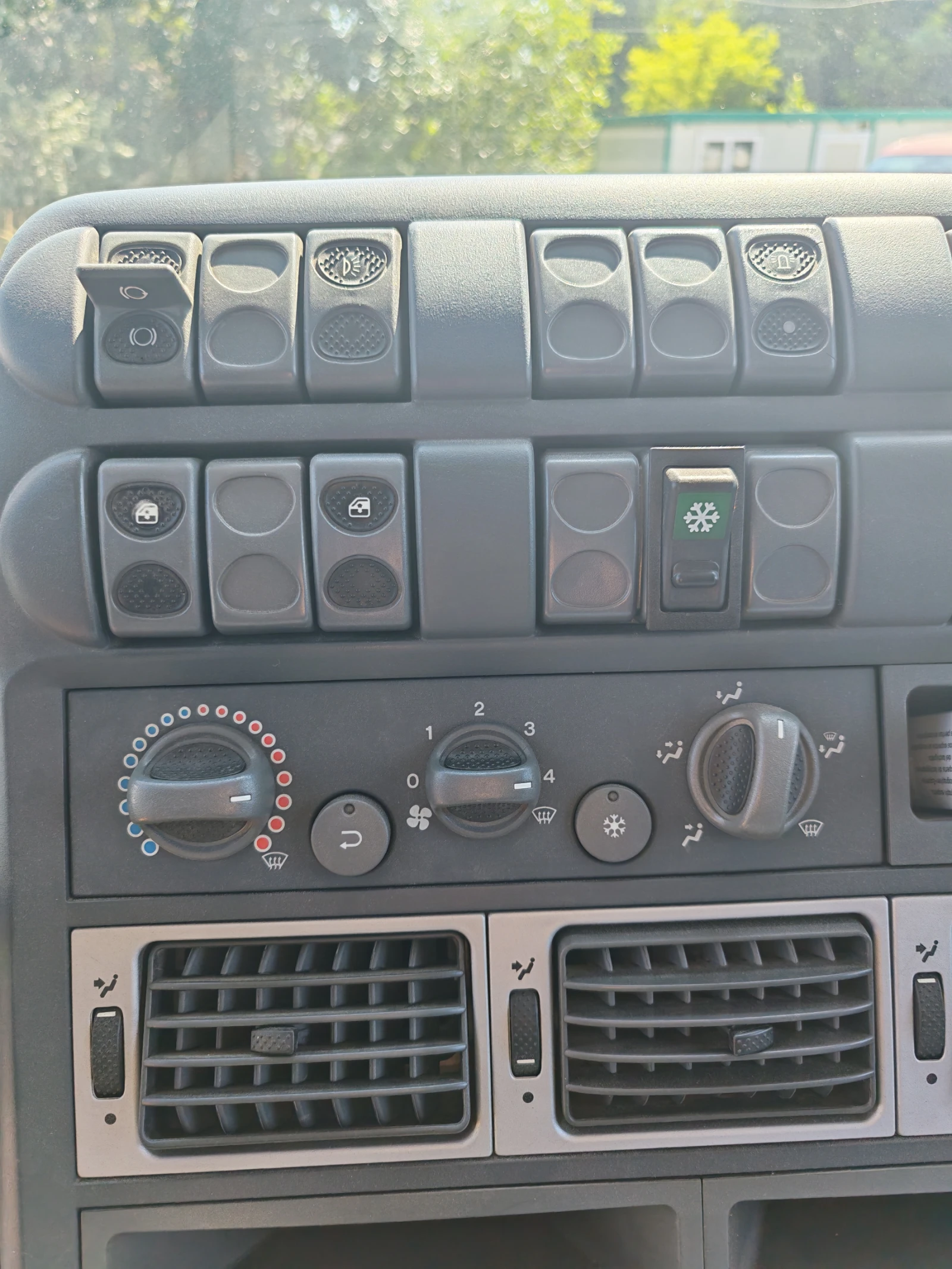 Iveco Eurocargo 160E28, снимка 16 - Камиони - 55275016