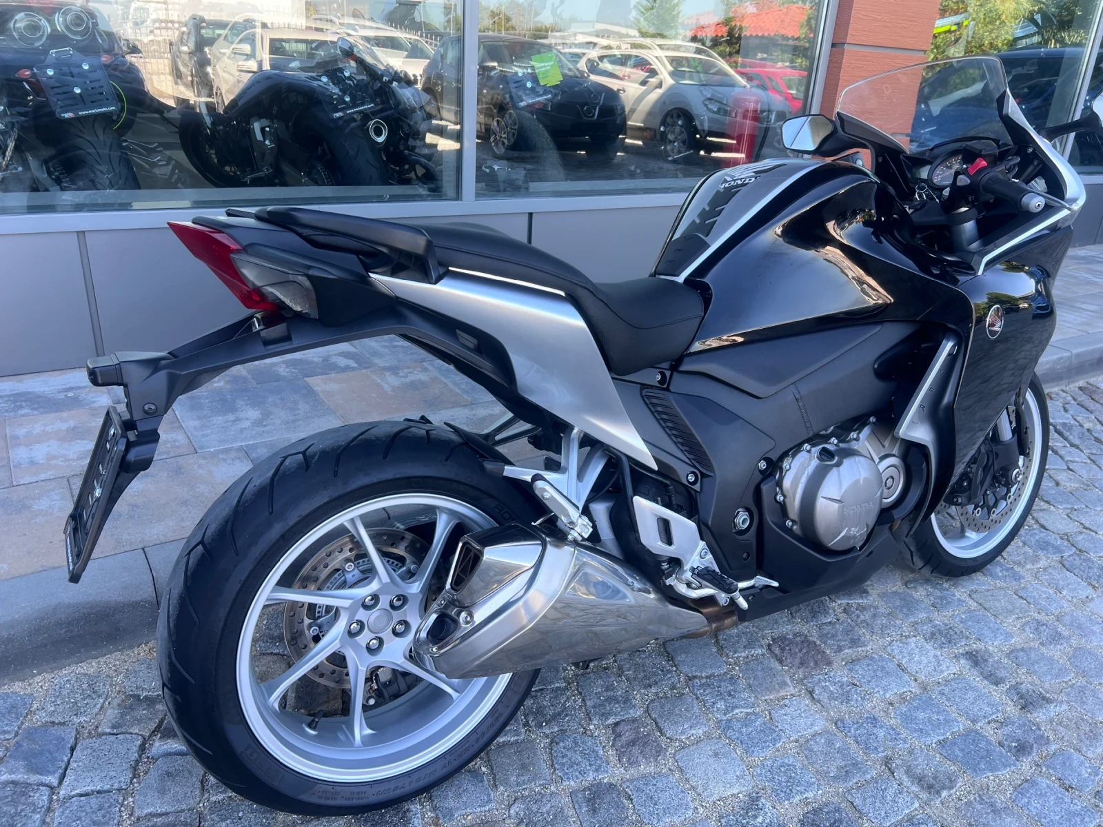 Honda Vfr 1200 F - изображение 3