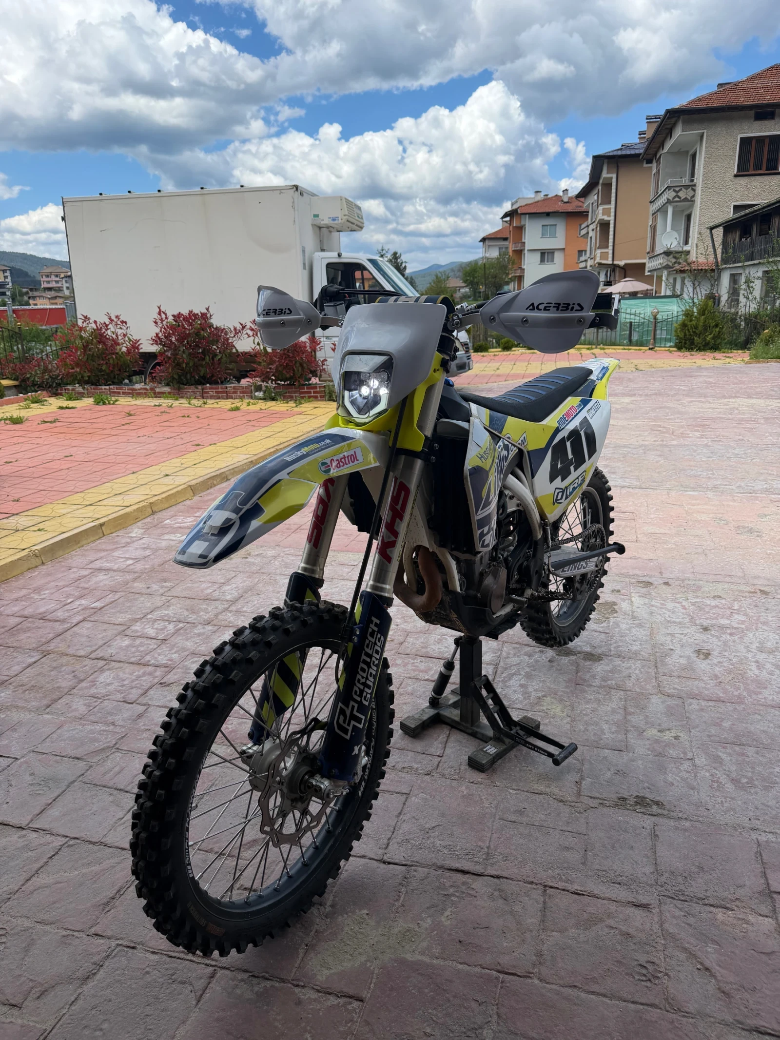 Husqvarna FC