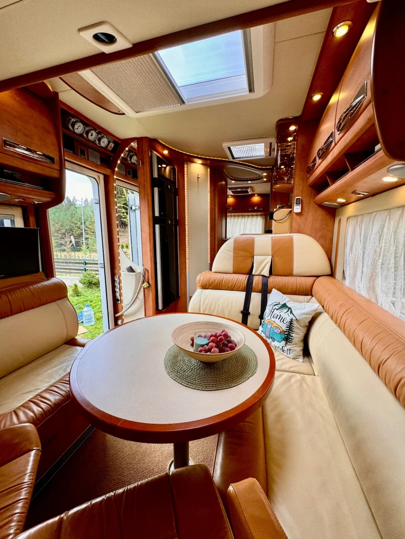 Кемпер Carthago Chik E-Line Splus 3, 0, снимка 6 - Каравани и кемпери - 52269272