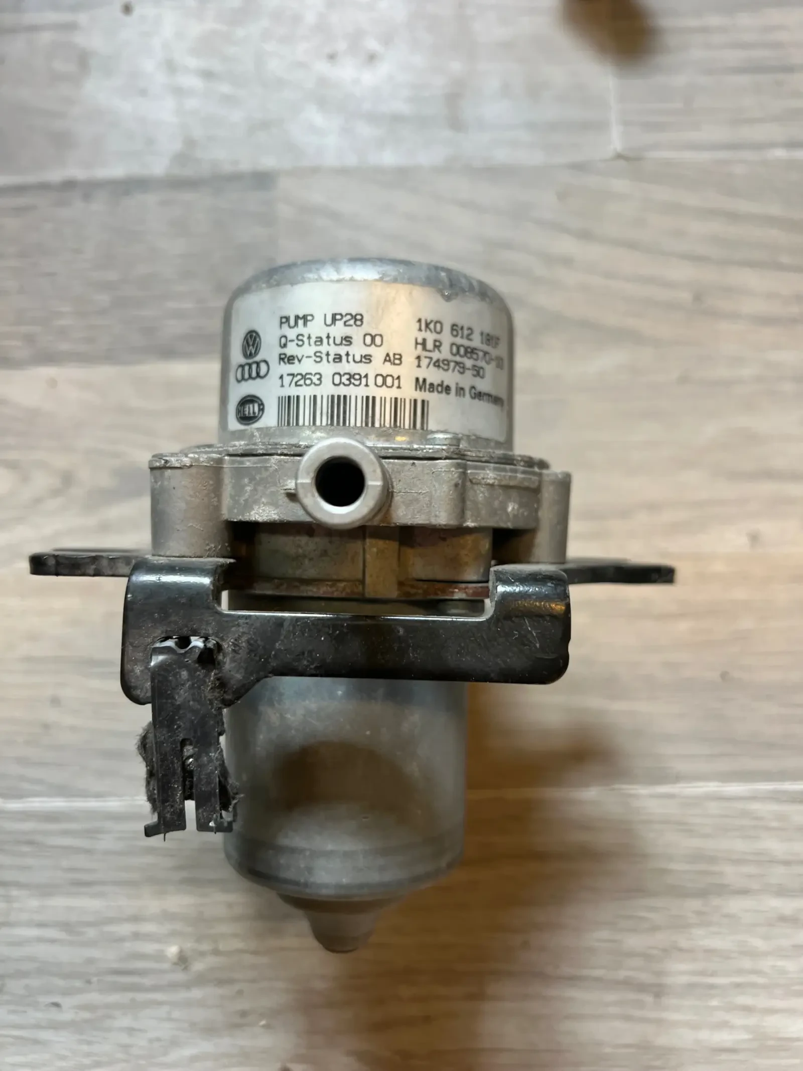 1K0612181F ����� ����� VW SEAT SKODA 1.0TSI 1K0 612 181F | Mobile.bg � ����������� 1