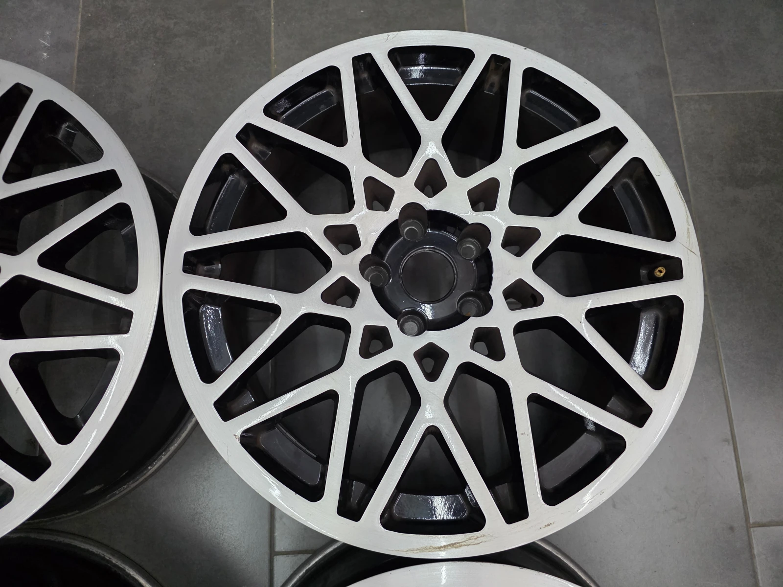 ������ | Mobile.bg � ����������� 2