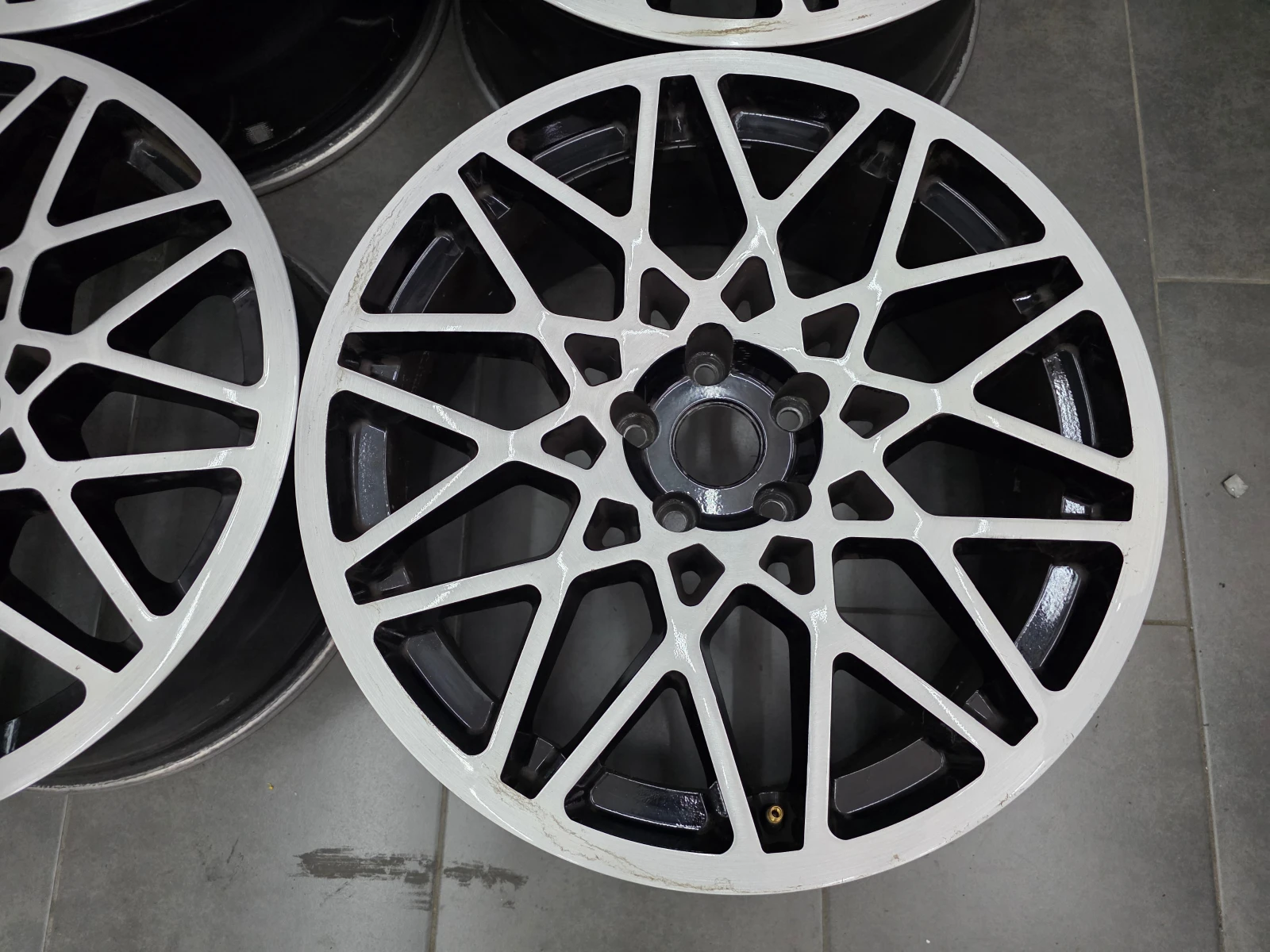 ������ | Mobile.bg � ����������� 1