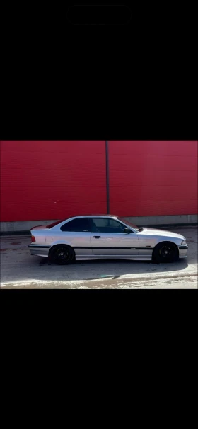 BMW 320, снимка 4