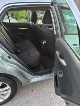 Toyota Auris 1.33 | Mobile.bg    11