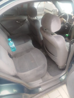 Honda Civic - 1500 € / 2933.74 лв. - 25880107 6