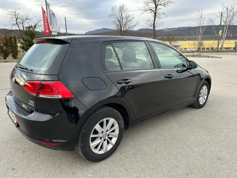 VW Golf 1.6 TDI, снимка 5 - Автомобили и джипове - 44230433