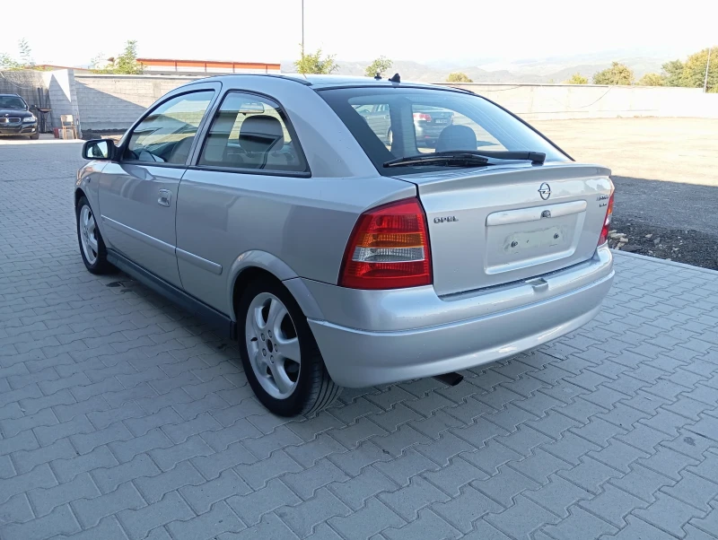 Opel Astra 1.8 LPG, снимка 4 - Автомобили и джипове - 47440729