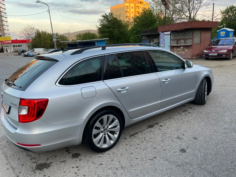 Skoda Superb Ambition 2.0 , снимка 14 - Автомобили и джипове - 48996182