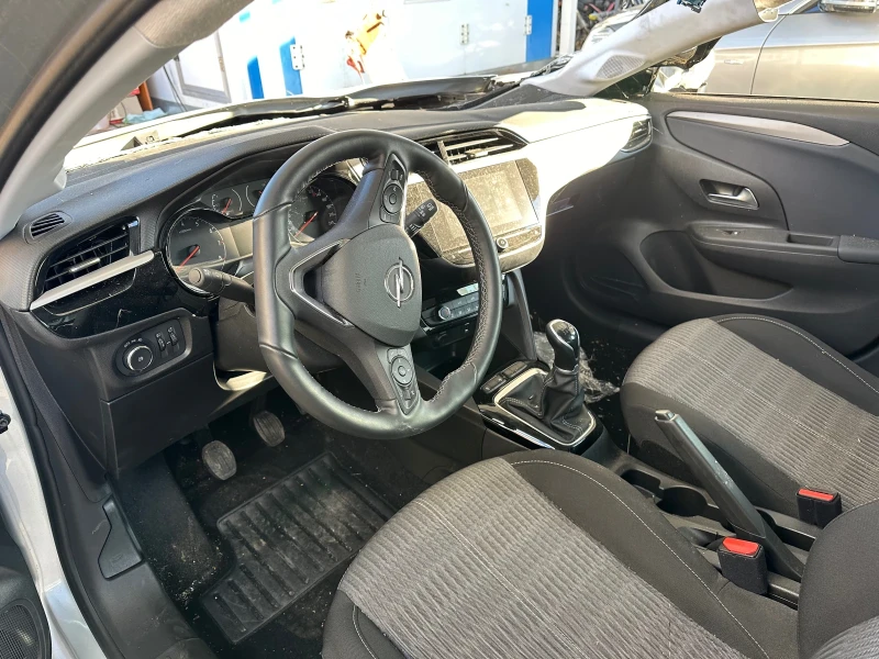 Opel Corsa F 1.2 , 75kc, снимка 5 - Автомобили и джипове - 48001219