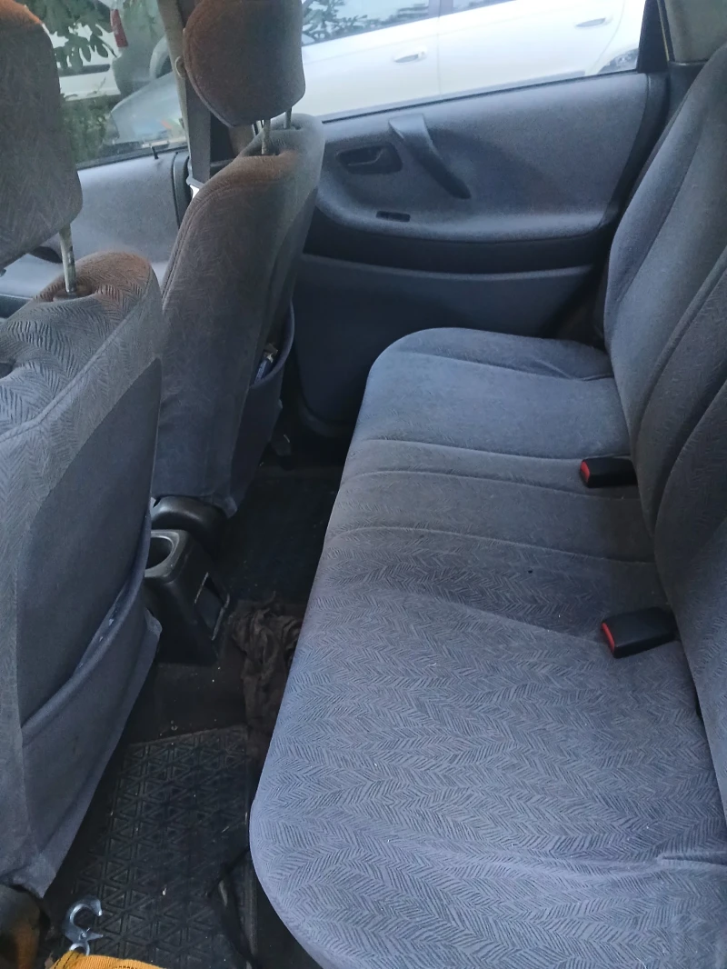 Suzuki Liana Liana, снимка 8 - Автомобили и джипове - 51977679