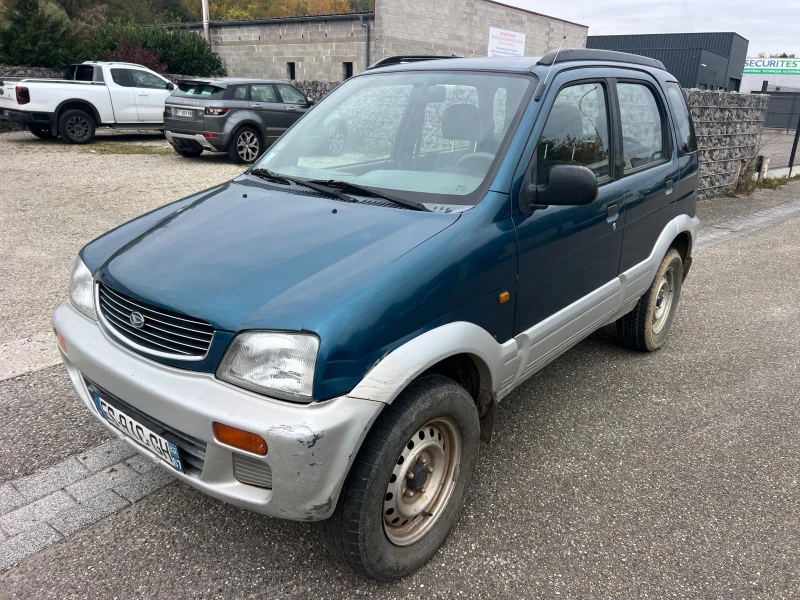 Daihatsu Terios 1.3i 4x4, снимка 10 - Автомобили и джипове - 52908901
