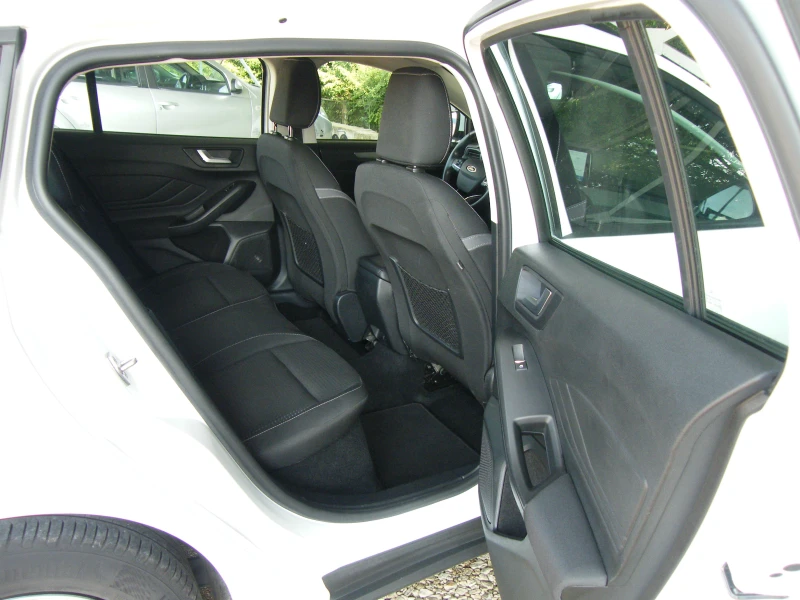 Ford Focus 1.5TDCI EURO 6, снимка 14 - Автомобили и джипове - 53186051