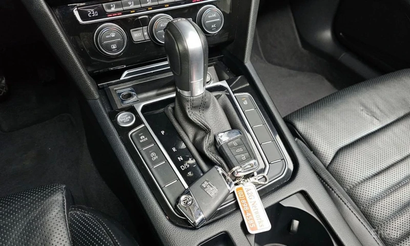 VW Passat, снимка 9 - Автомобили и джипове - 53530118