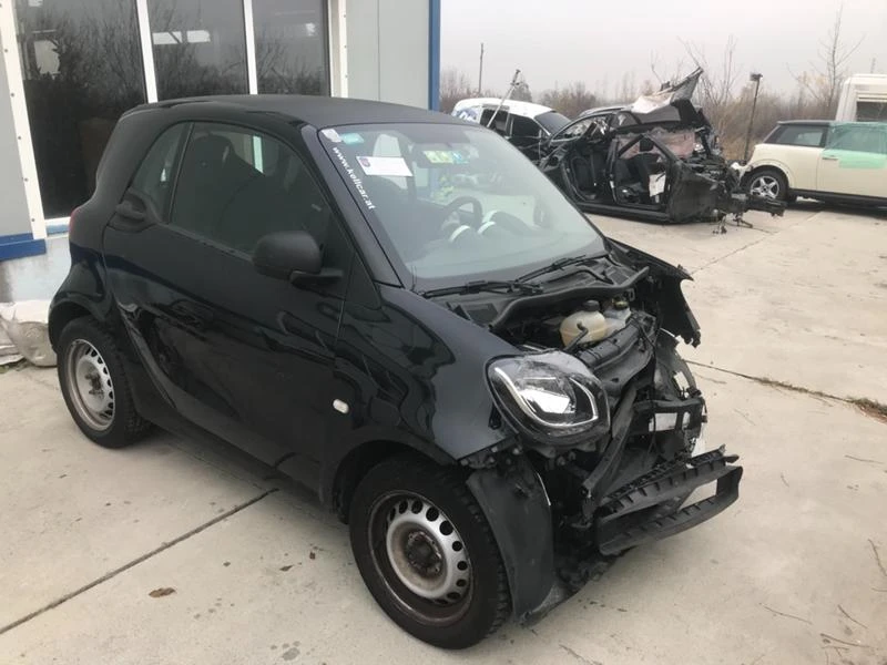 Smart Fortwo D65, снимка 1 - Автомобили и джипове - 31094555