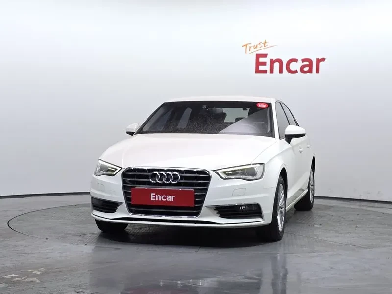 Audi A3 2.0 TDI, снимка 6 - Автомобили и джипове - 54971516