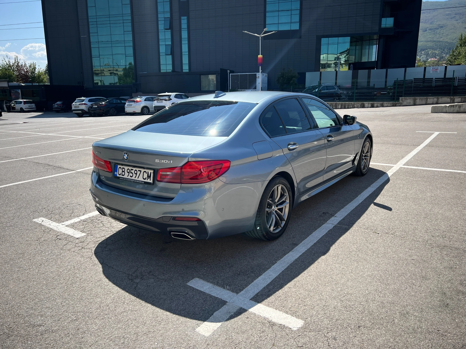 BMW 530 530d xDrive - изображение 5