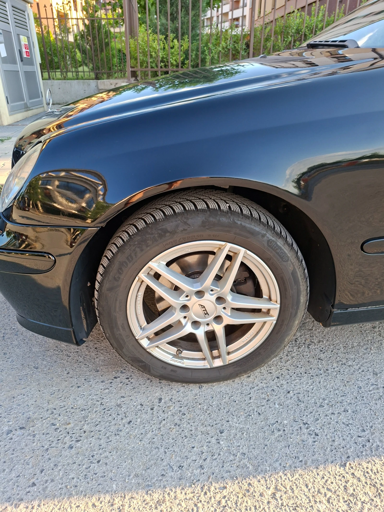 Mercedes-Benz C 200  - изображение 5