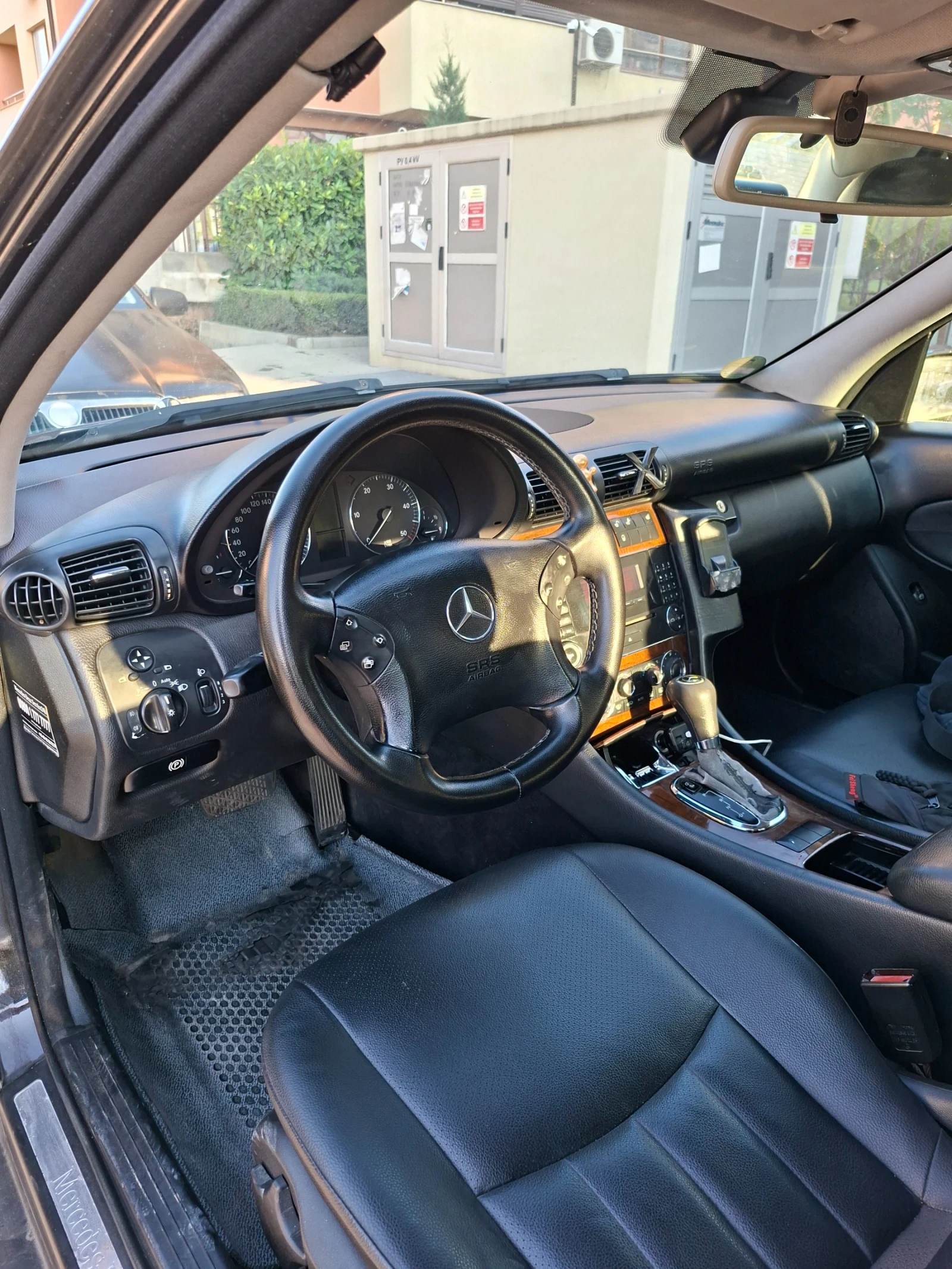 Mercedes-Benz C 200  - изображение 10