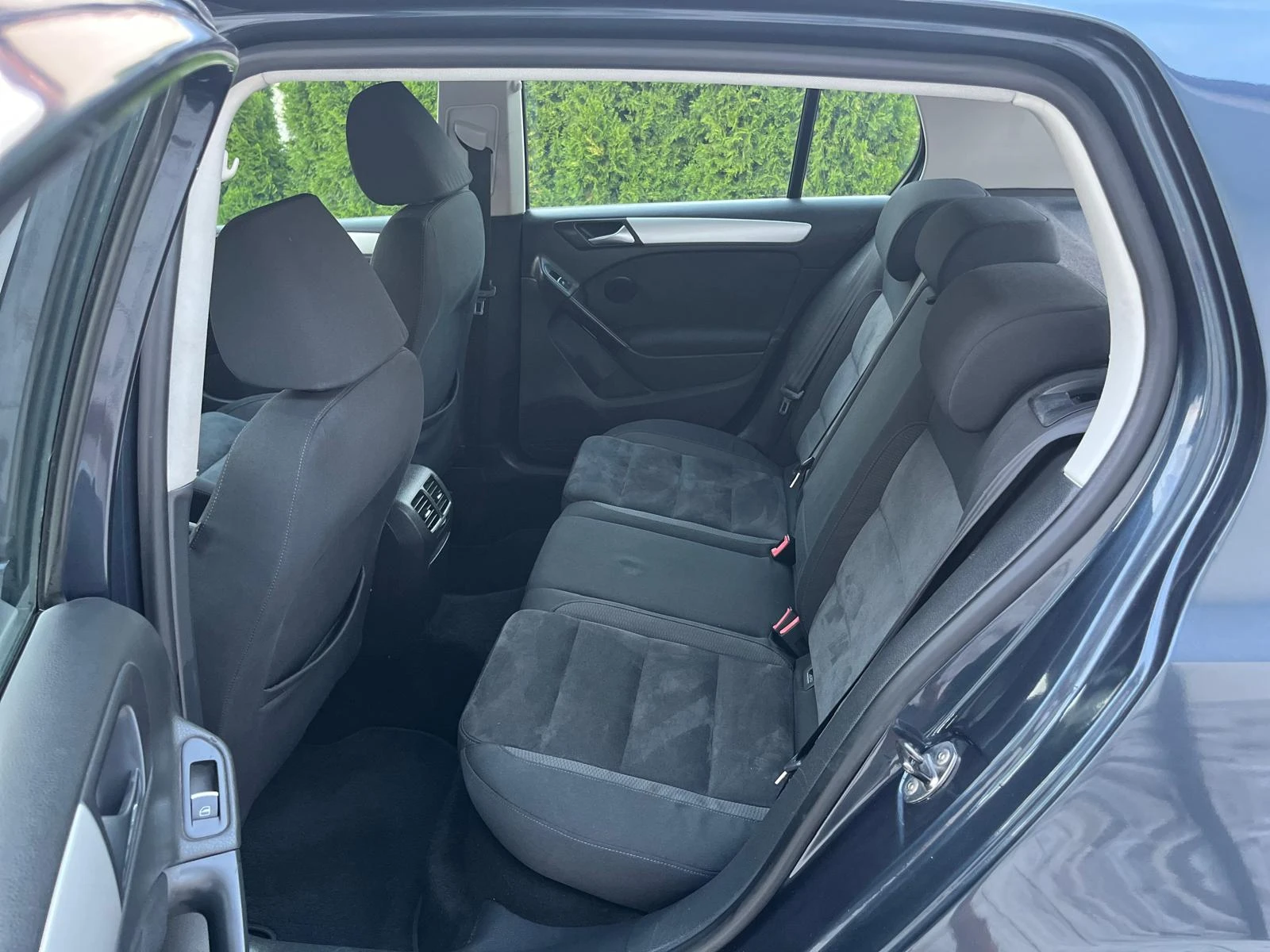 VW Golf 1.4 НАПЪЛНО ОТСЛУЖЕН  - изображение 9