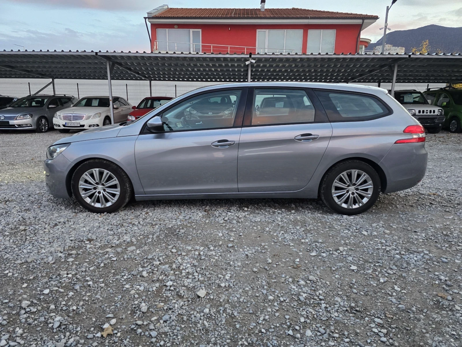 Peugeot 308 1.6HDI NAVI - изображение 5