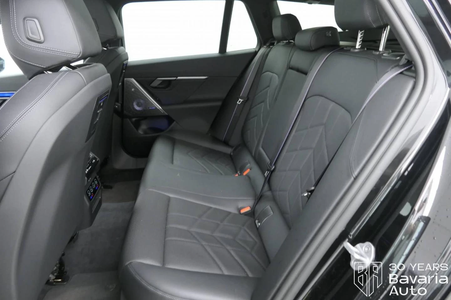 BMW i5 40 eDrive M Sport Paket Automatic - изображение 8