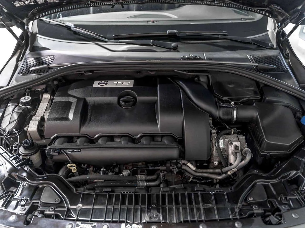 Volvo S60 * Platinum (non R design) * CARFAX * ЦЕНА ДО БГ, снимка 15 - Автомобили и джипове - 54257380