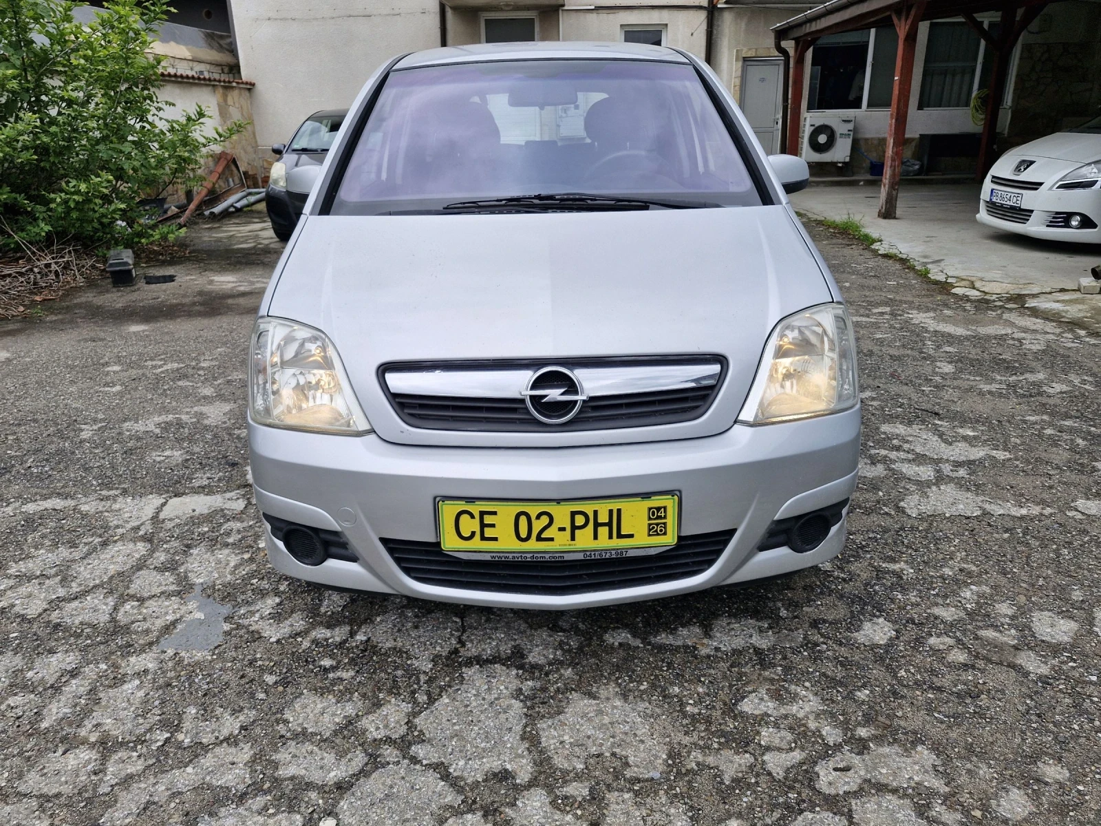 Opel Meriva 1.6 бензин 101 к.с. Автоматик, Климатроник , снимка 3 - Автомобили и джипове - 54388620