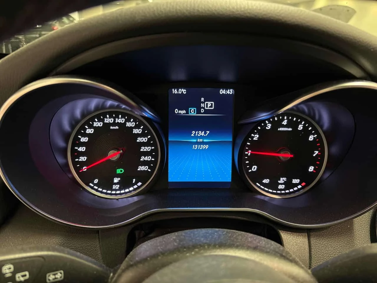 Mercedes-Benz C 300 PANORAMA| ПОДГРЕВИ| 2 КЛЮЧА, снимка 9 - Автомобили и джипове - 54640436
