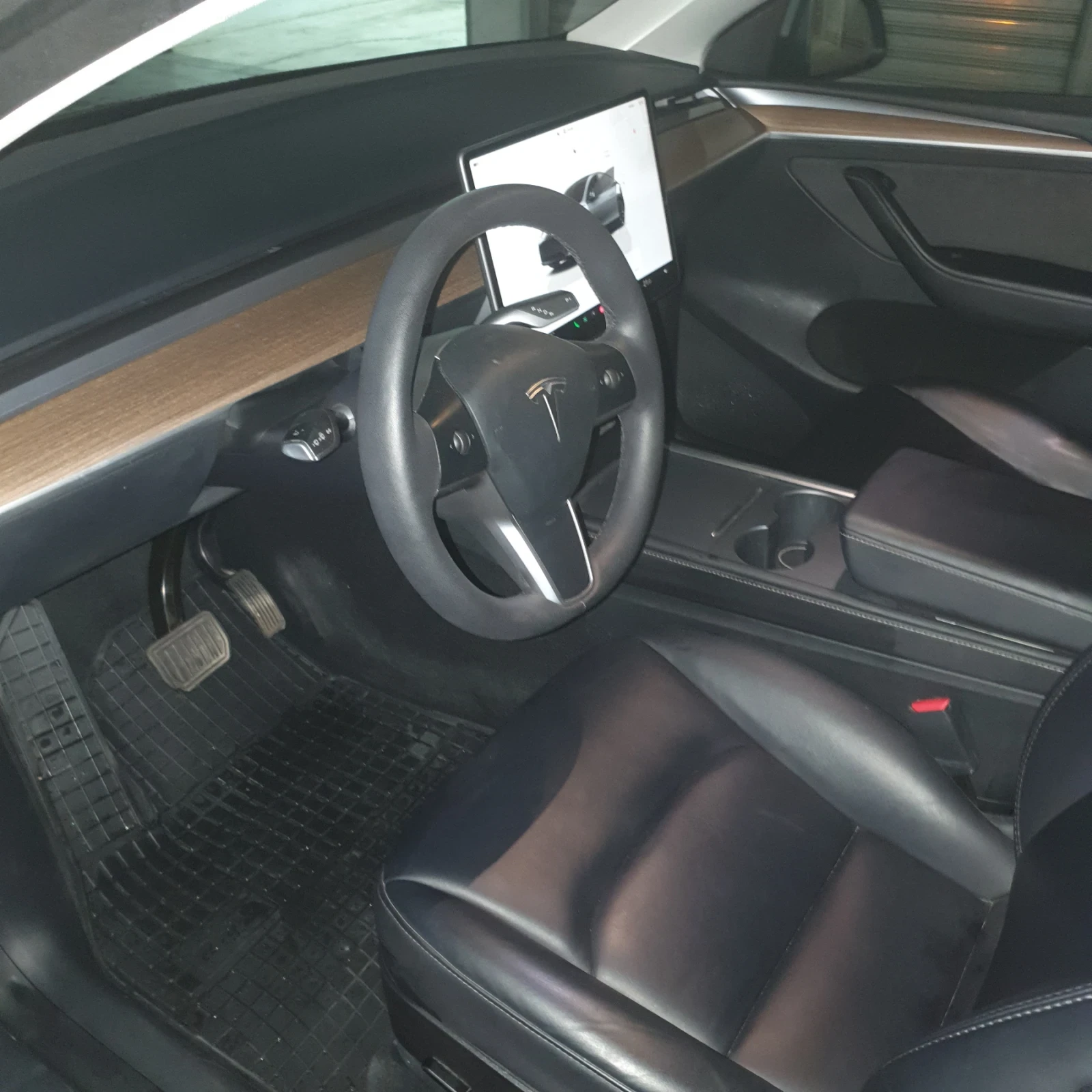 Tesla Model Y DUAL MOTOR AWD, снимка 14 - Автомобили и джипове - 54997962