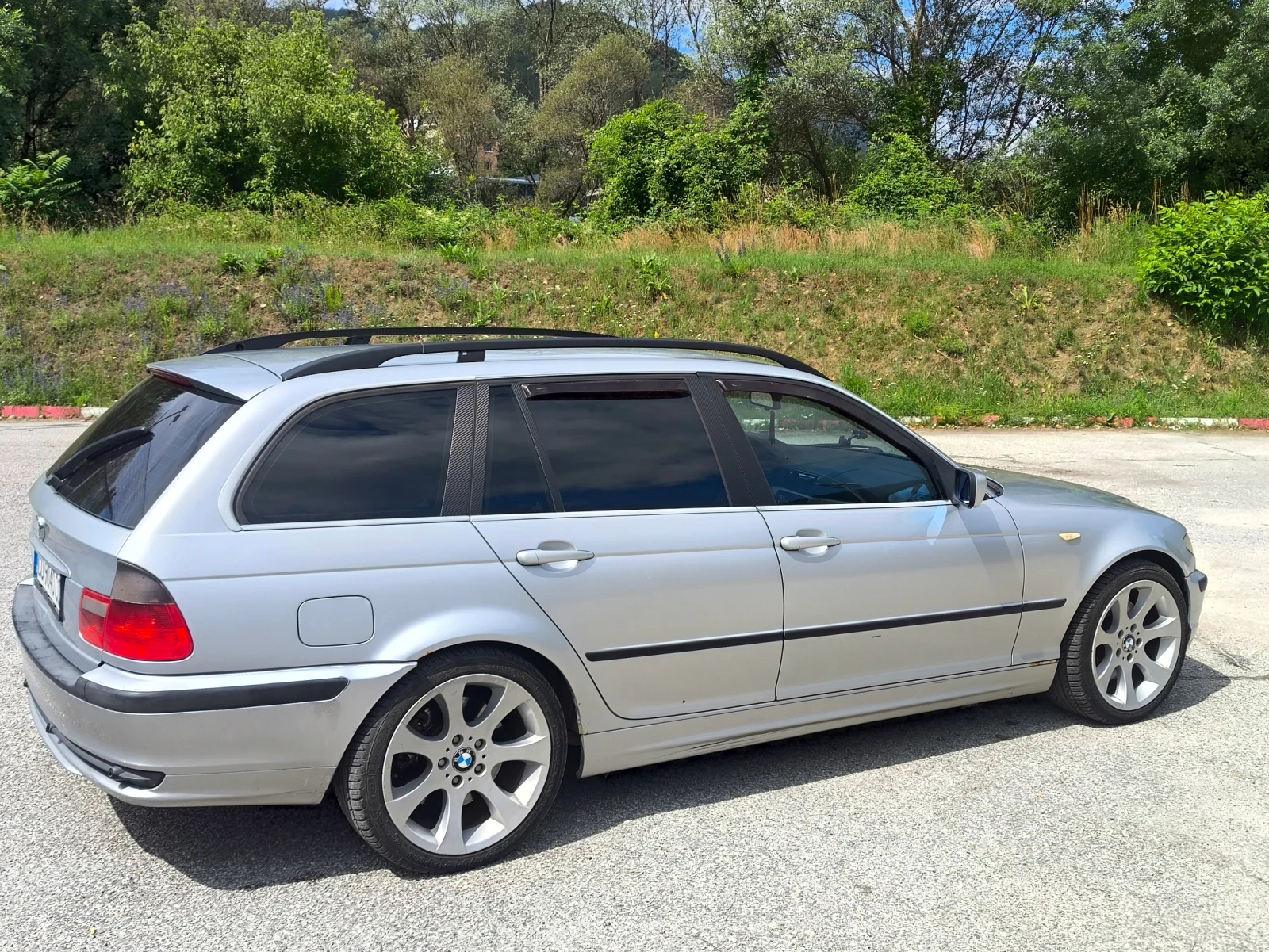 BMW 330, снимка 8 - Автомобили и джипове - 55063296