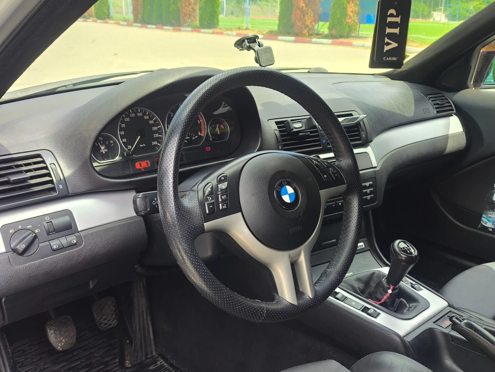 BMW 330, снимка 16 - Автомобили и джипове - 55063296