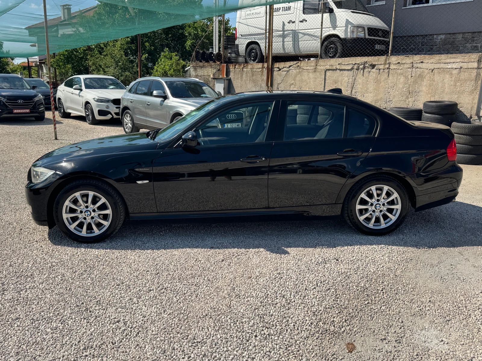 BMW 320 ПЕРФЕКТНА, снимка 2 - Автомобили и джипове - 55236613