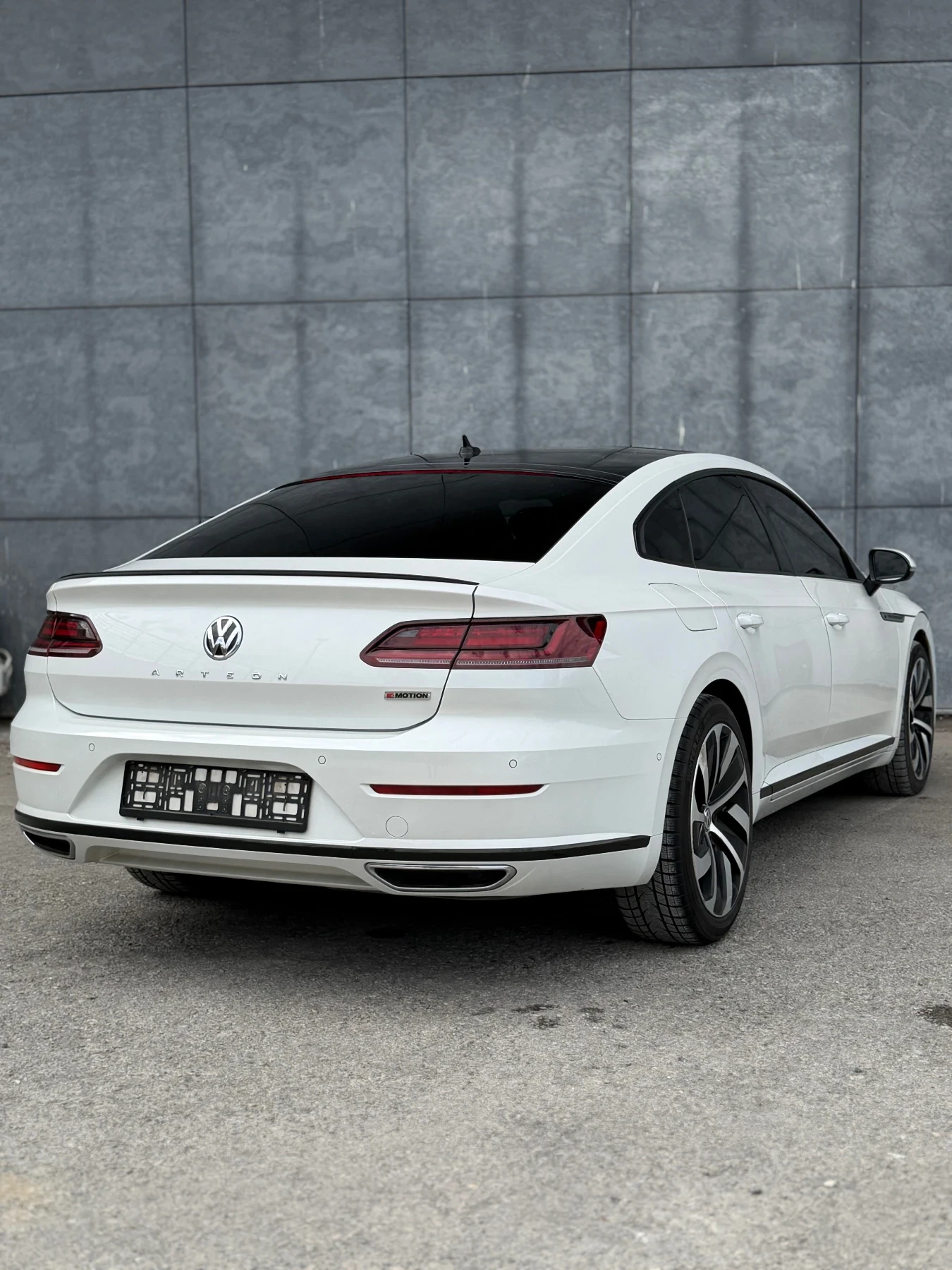 VW Arteon R-line BiTDI 240, снимка 4 - Автомобили и джипове - 55396332