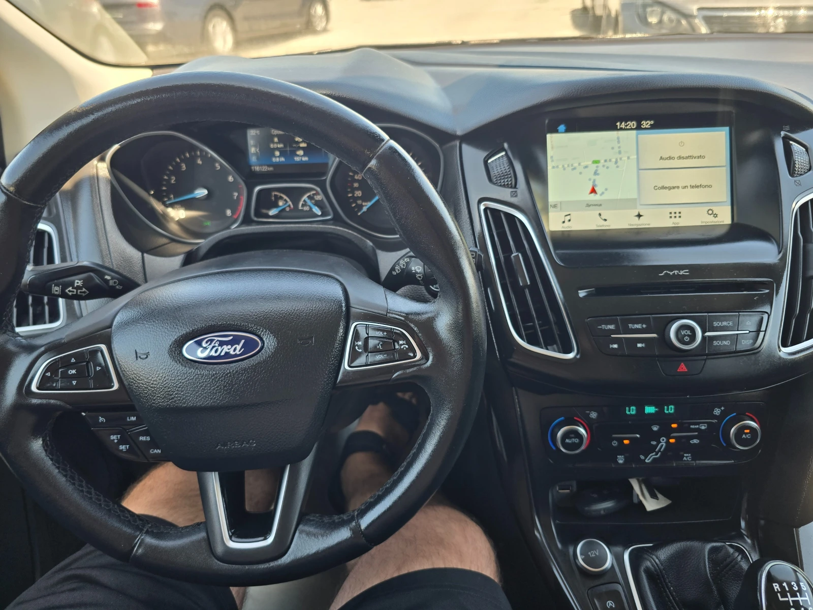 Ford Focus 1.0i-125-TITANIUM, снимка 13 - Автомобили и джипове - 55476879